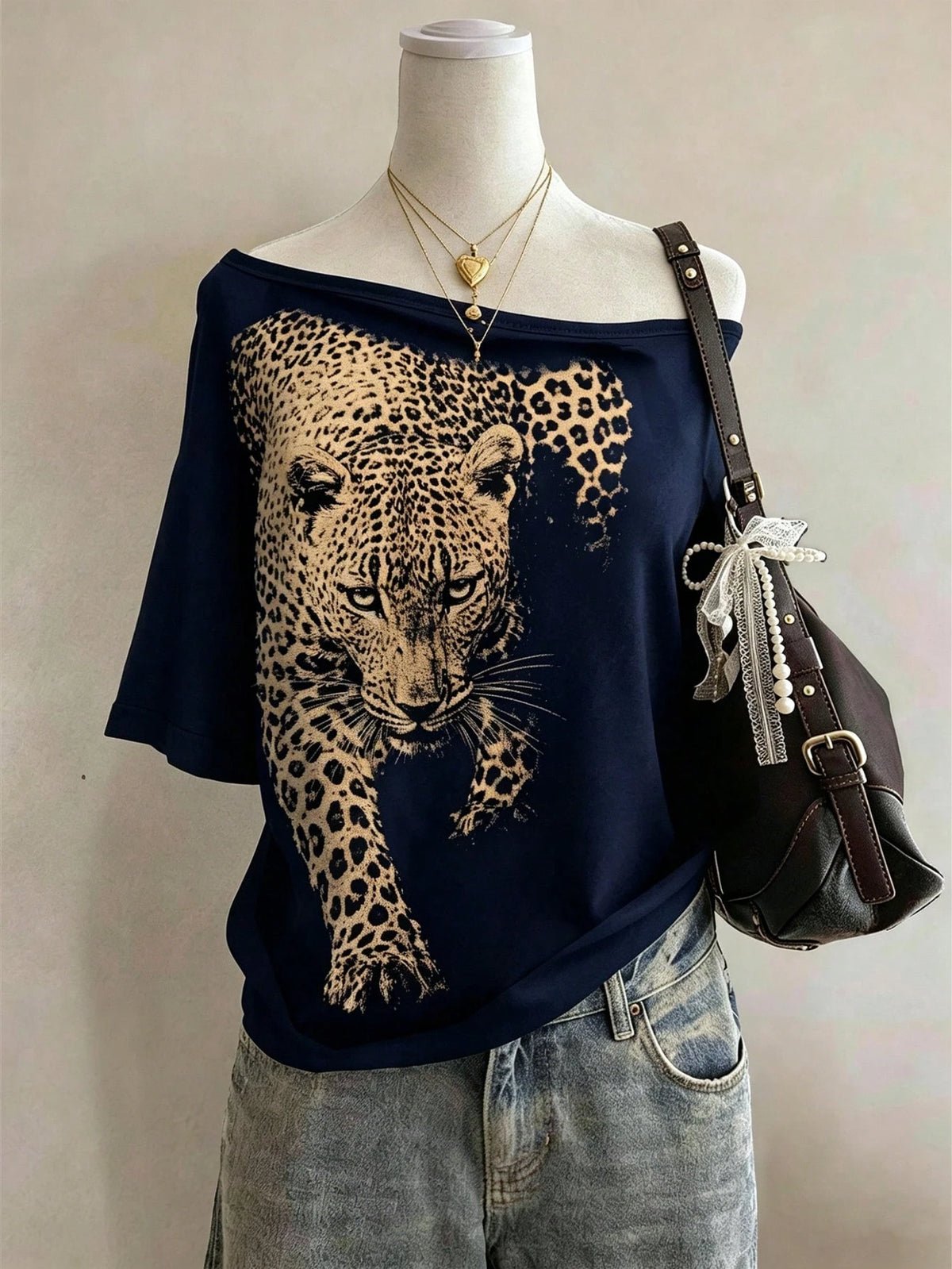 Lalippa Leopard Print Graphic Minimalist Round Neck T-Shirt, Gift For Friends